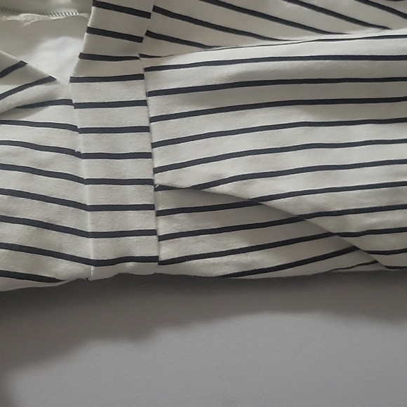BLACK AND WHITE JUMPSUIT, SIZE Large - Picture 6 of 10
